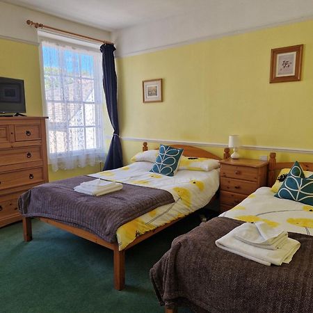 The Royal Oak Otel Corsham Dış mekan fotoğraf